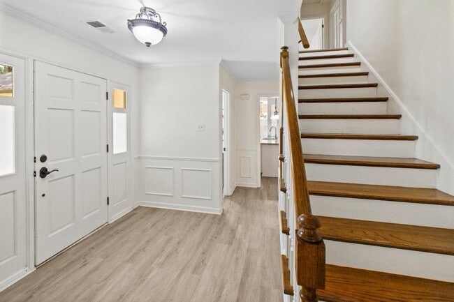 Building Photo - 1696 Hapano Dr