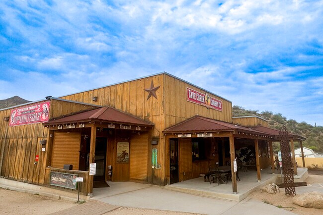 Building Photo - 3Bed/2Bath Home In Cave Creek! JOIN THE WA...