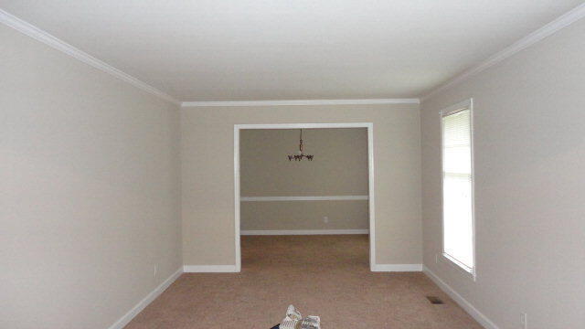Building Photo - 662 Pringle Dr