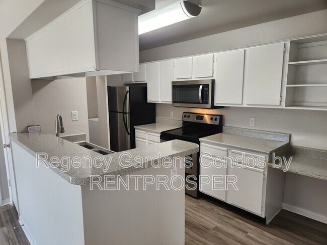 Primary Photo - 5540 Devonbriar Way