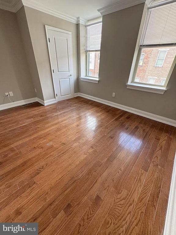 Building Photo - 2531 S Warnock St