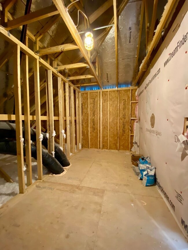 Building Photo - Brand-New Home for Lease in Desirable Spri...