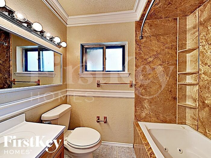 Building Photo - 13630 Onyx Ln