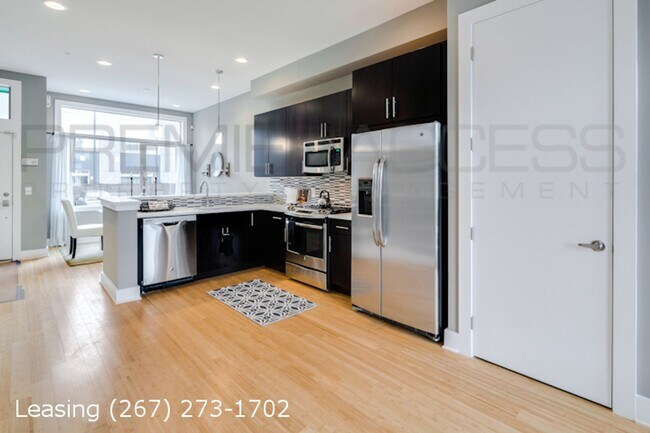 Building Photo - Northern Liberties Townhome
