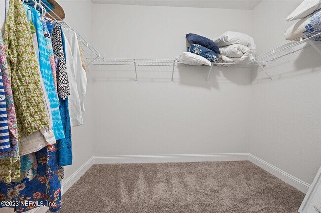 Building Photo - 80 Skycrest Ln