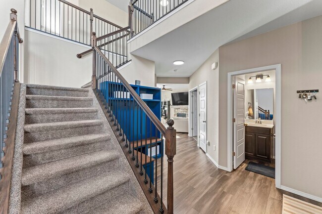 Building Photo - Beautiful 5-Bedroom, 4-Bathroom Home with ...