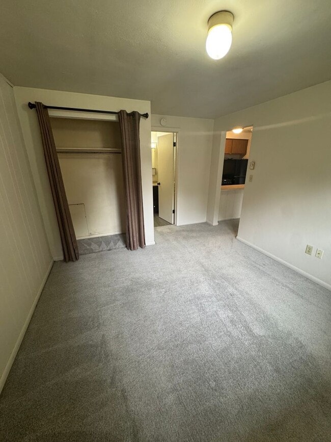 Building Photo - 1 Bedroom 1 Bath in Moon Township!