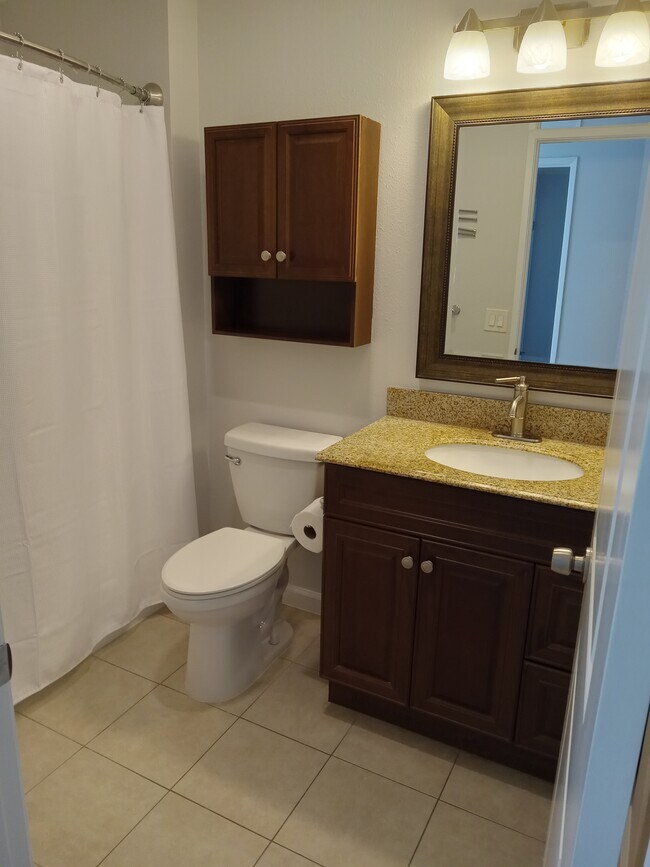 Building Photo - 1061 Tourmaline St
