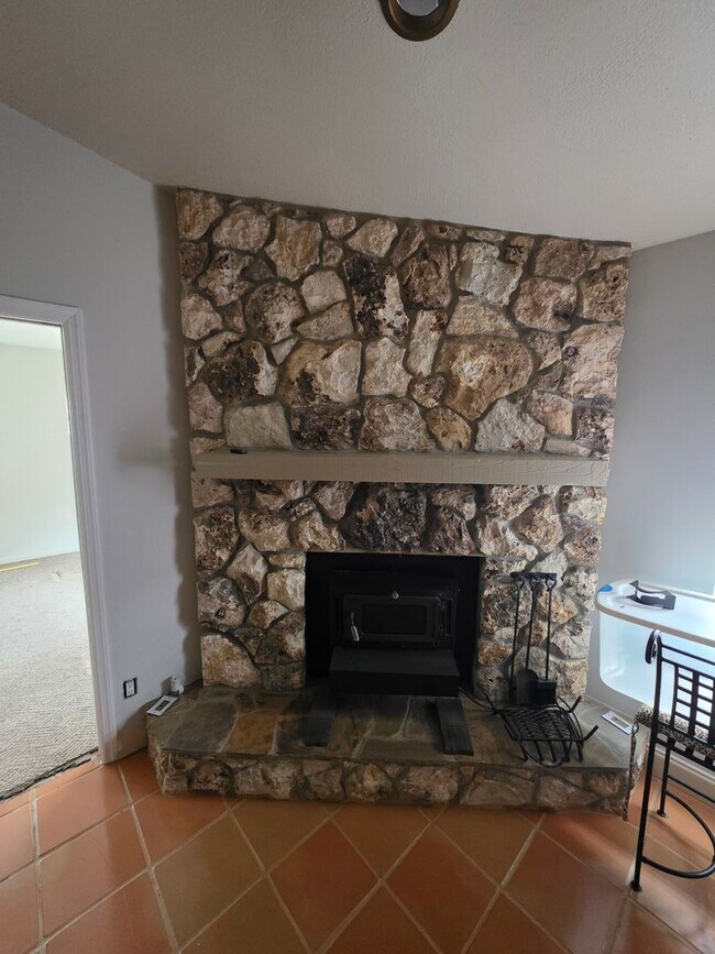 Building Photo - Bear Lake 2 bedroom 2 bathroom
