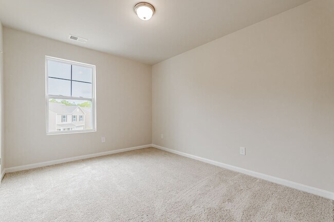 Building Photo - Gorgeous 4-Bedroom Home in Boulder Ridge –...