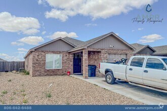 Building Photo - Incredible 3 bedroom Home In North Lubbock
