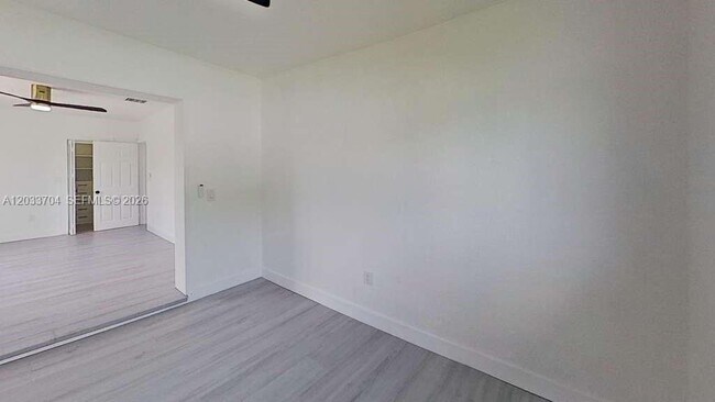 Building Photo - 3030 SW 96th Ave