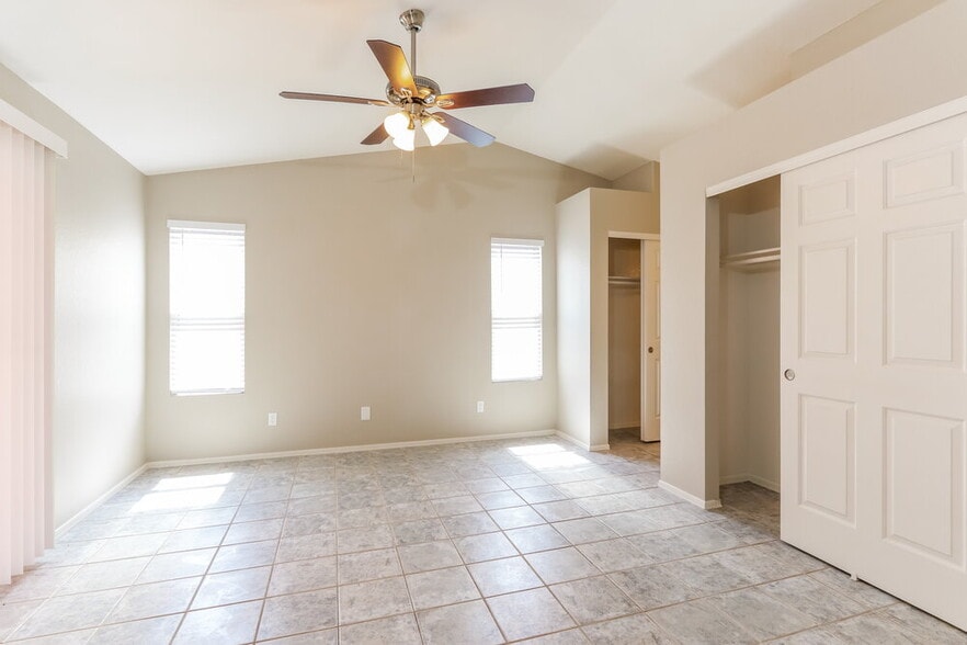 Building Photo - 2999 W Sky Ranch Trail