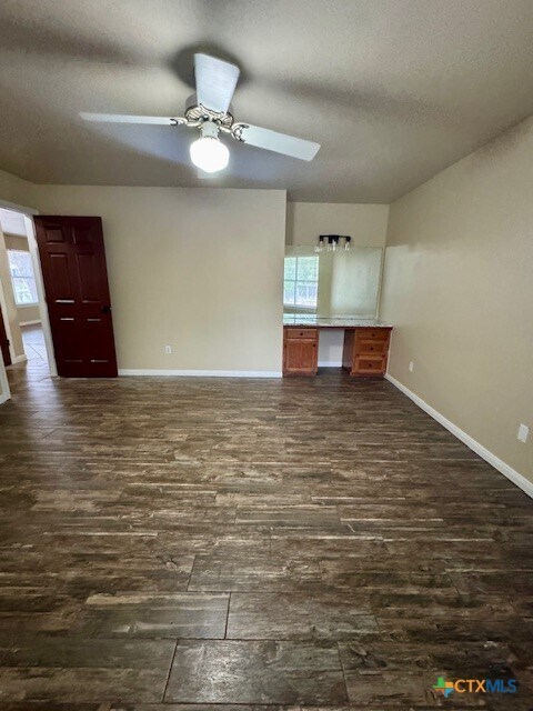 Building Photo - 1301 Fieldcrest