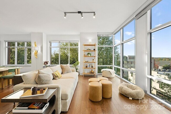 Building Photo - 125 W Tremont Ave