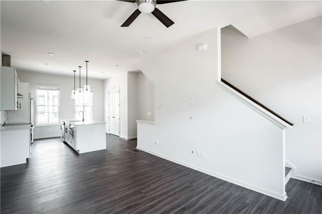 Building Photo - 709 Needletail Wy