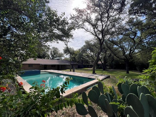 Building Photo - 3803 Greystone Dr