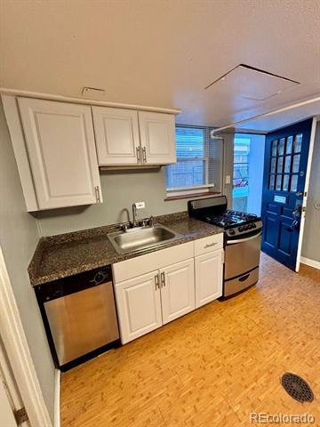 Building Photo - 4332 E 12th Ave