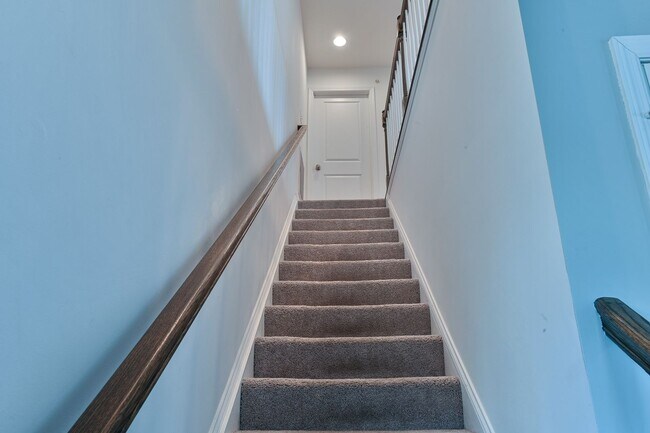 Building Photo - Beautiful Townhome in Arcona Community