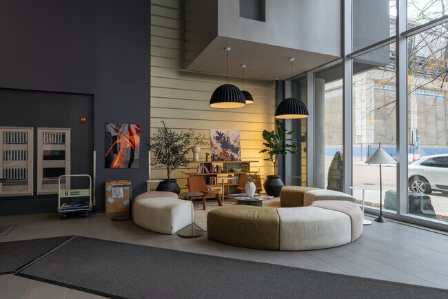 Building Photo - 235 W Van Buren St