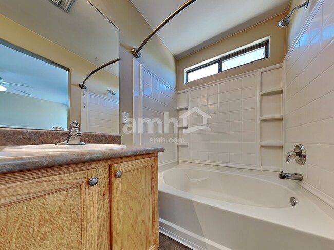 Building Photo - 4169 E Stony Meadow Dr