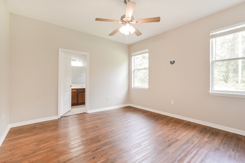 Building Photo - 10469 Moss Rose Way