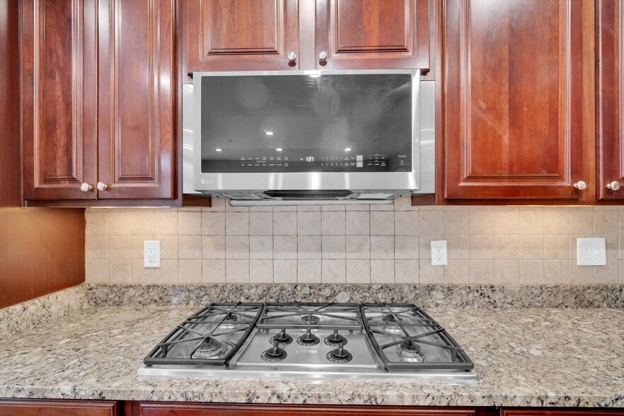 Building Photo - 7974 Vigne Ct