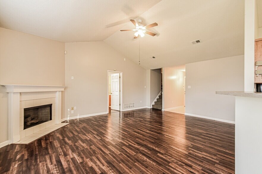 Building Photo - 2708 Baird Dr
