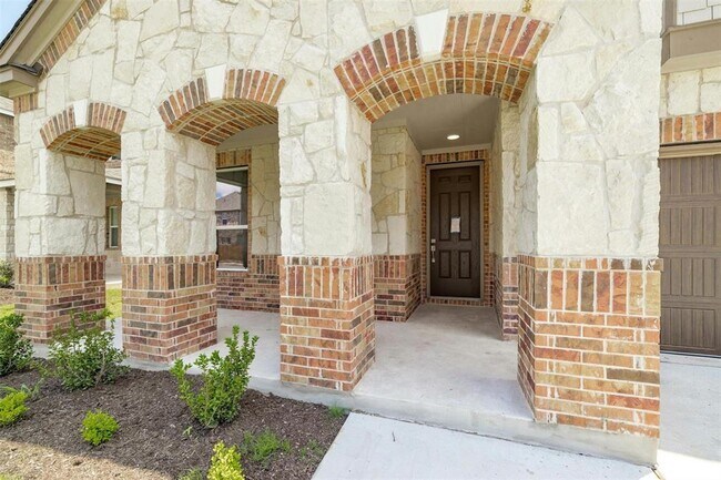 Building Photo - 3643 Sorriso Ln