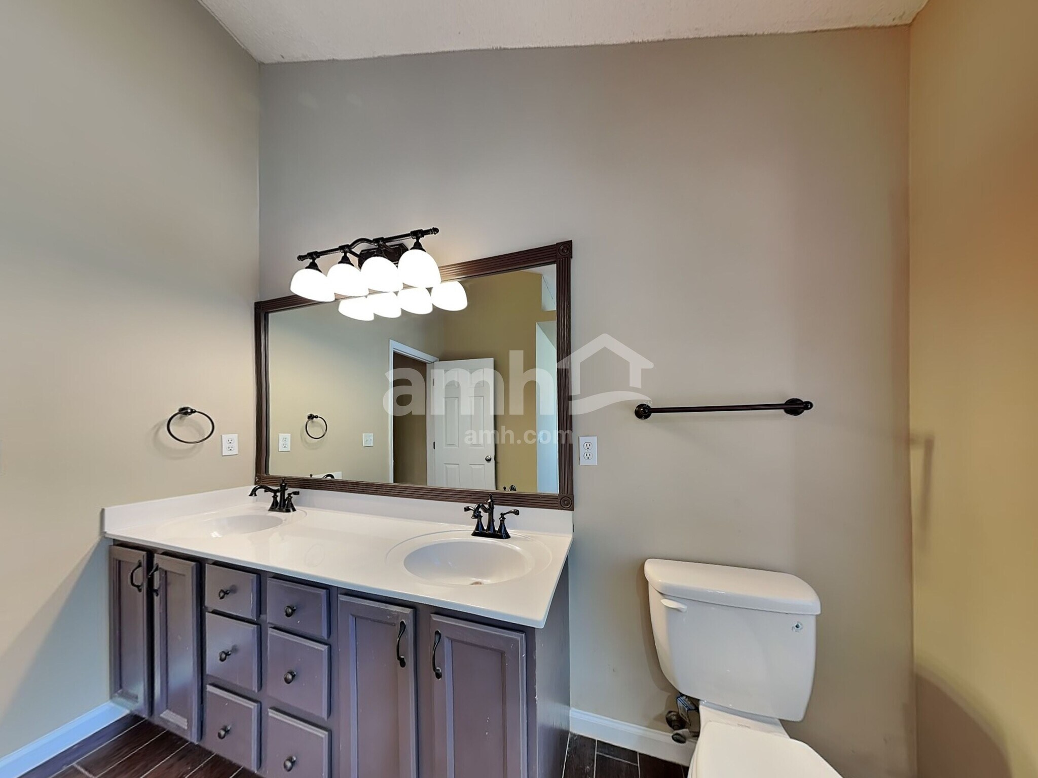Building Photo - 5050 Toucan Ln
