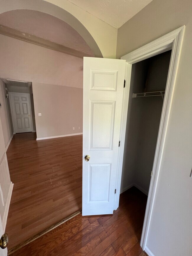 Foyer Coat Closet - 32 Lexington Cir