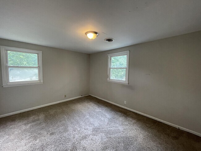 Building Photo - 174 Ocala Dr