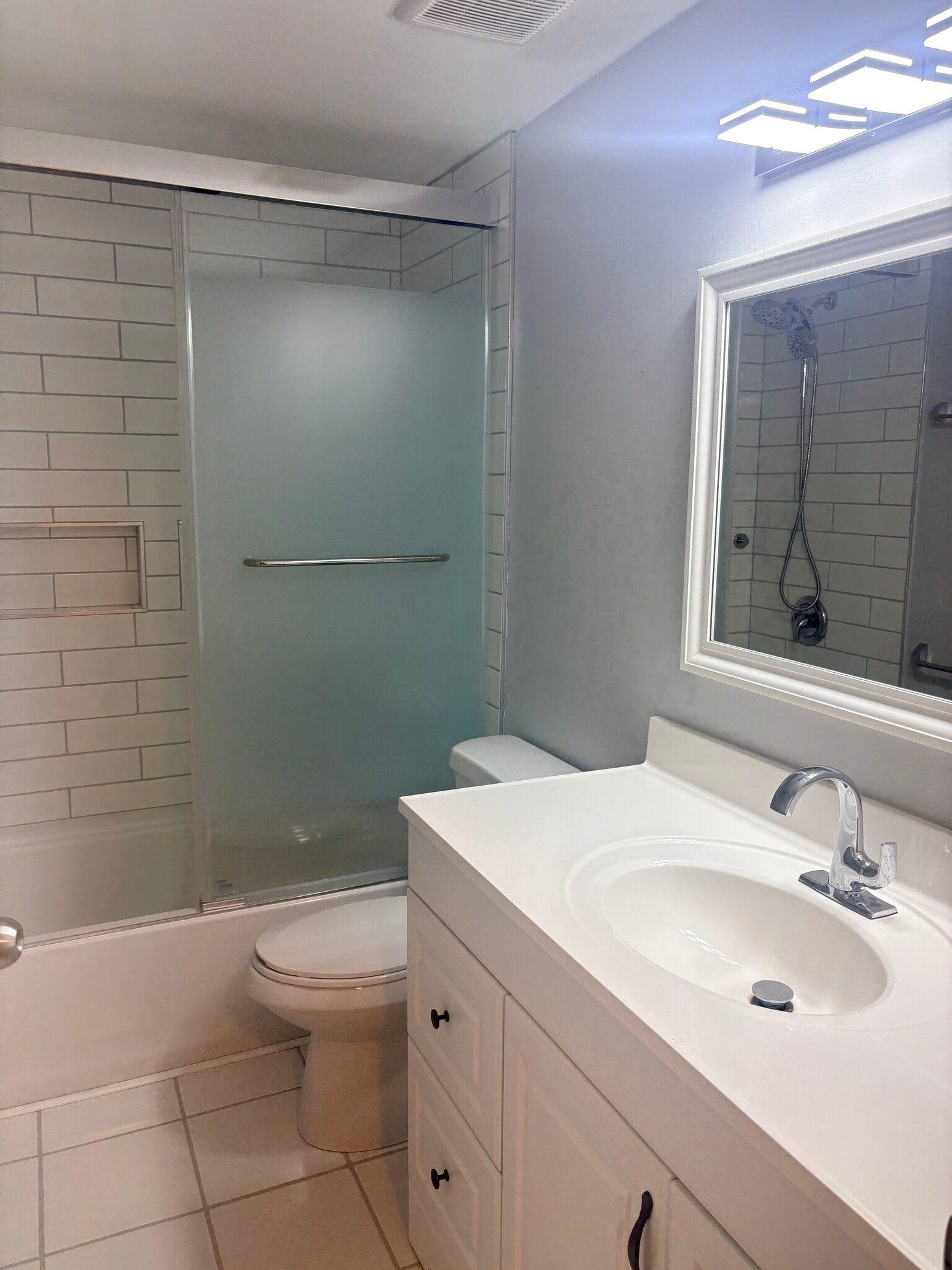 Building Photo - 9602 E Idlewood Dr