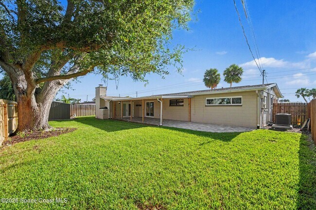 Building Photo - 855 Montego Bay Dr S