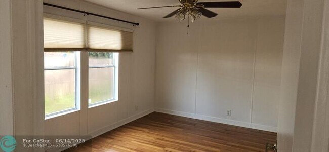 Building Photo - 11931 Watergate Cir