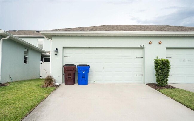 Building Photo - 1578 Softshell St