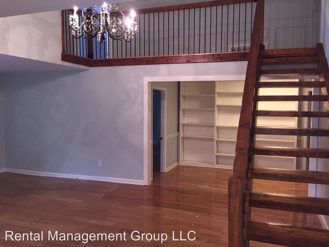 Building Photo - 5 br, 4 bath House - 633 Shades Crest Road