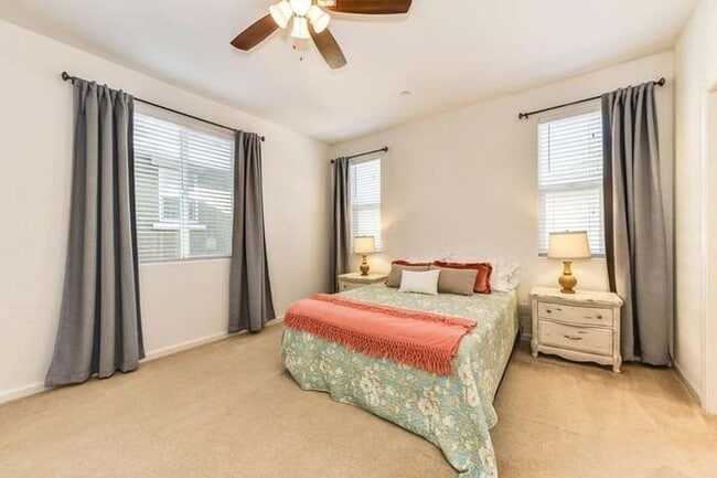 Building Photo - NICE TWO STORY HOME IN WEST ROSEVILLE!