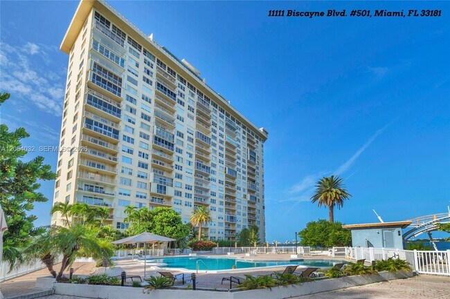 Building Photo - 11111 Biscayne Blvd