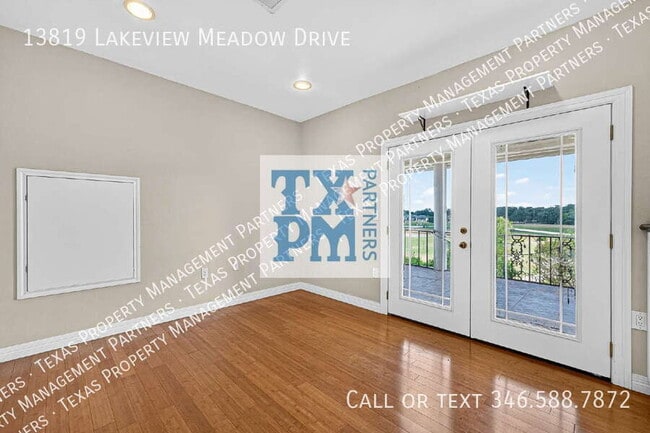 Building Photo - 13819 Lakeview Meadow Dr