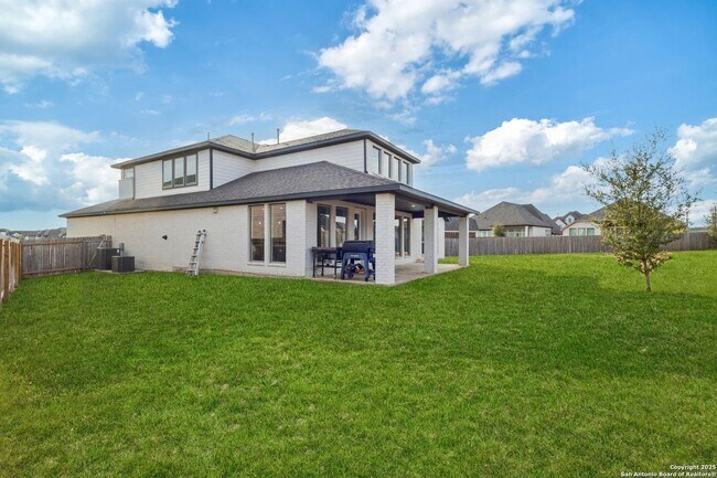 Building Photo - 14347 Apache