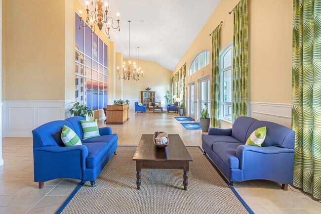 Building Photo - GORGEOUS Waterfront Condo in South Daytona