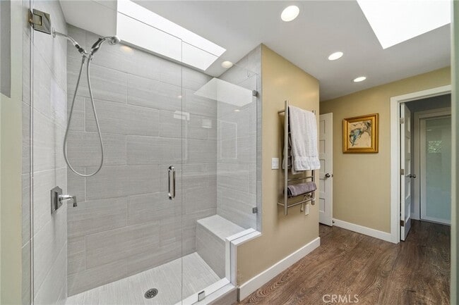 Building Photo - 215 Monterey Dr