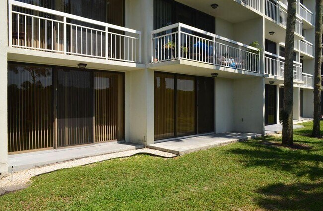 Building Photo - 2721 Village Blvd