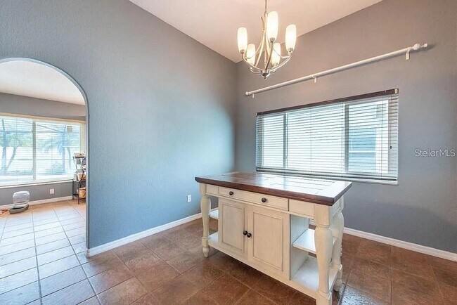 Building Photo - 9415 Pebble Glen Ave