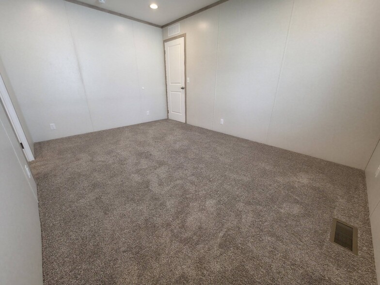 Building Photo - 3510 N 9th St