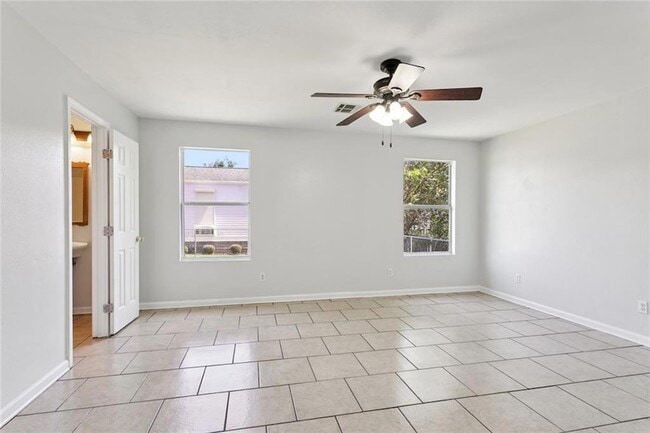 Building Photo - 1839 Andry St