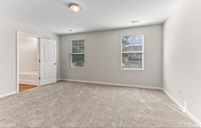 Building Photo - 246 Justify Ave