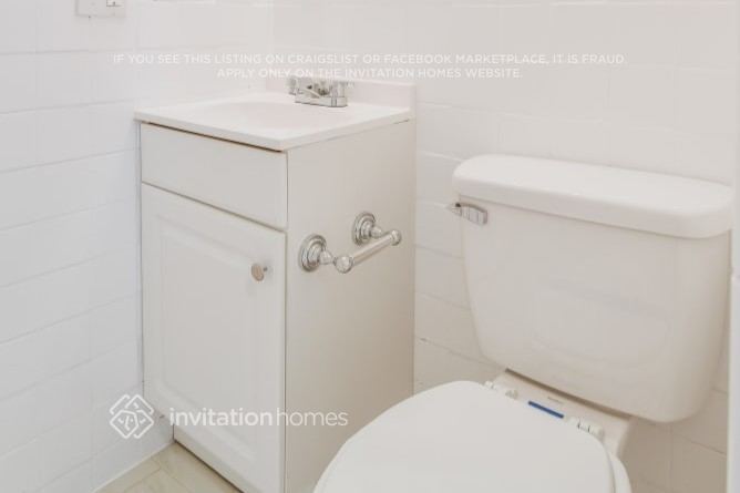 Building Photo - 5218 Grandview Dr