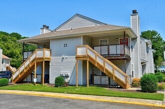 Building Photo - GATED COMMUNITY - CONDO